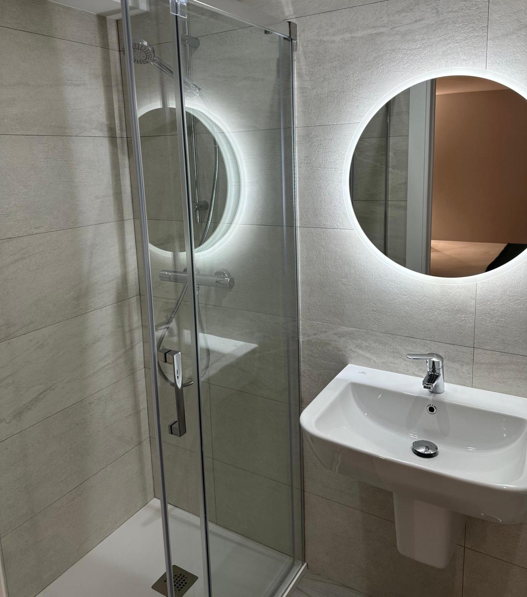 Apartamento Plaza Este Muxía Extérieur photo